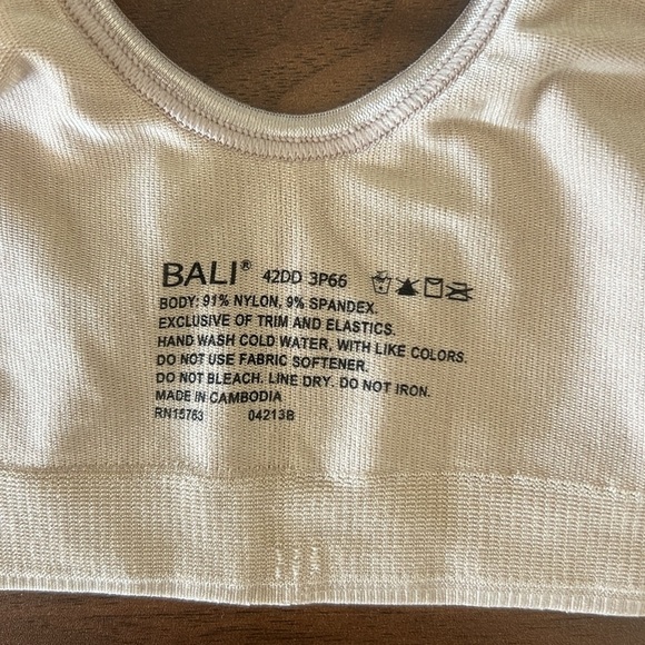 Bali Cream Full-Coverage Bra Seamless Comfort 42DD - Picture 6 of 7